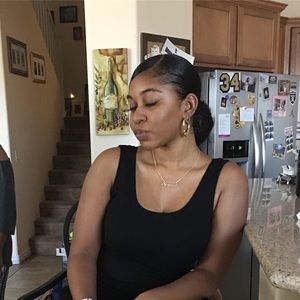 Meet your Posher, Serena